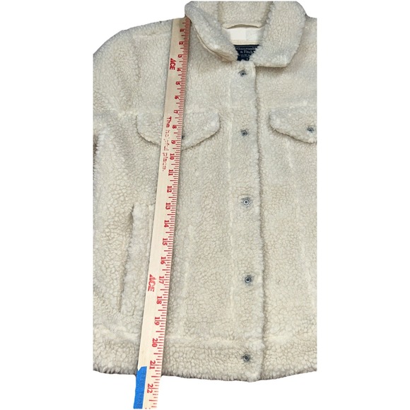 Abercrombie And Fitch Full Sherpa Snap Button Jacket Women's Small, Collared - Picture 6 of 9